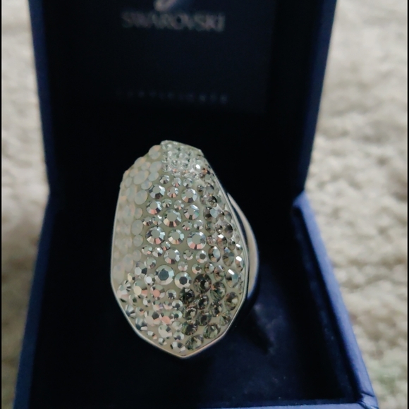 Swarovski crystal ring - Picture 6 of 7
